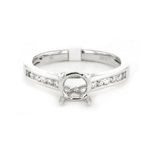 0.23 ctw Diamond Solitaire Engagement Ring